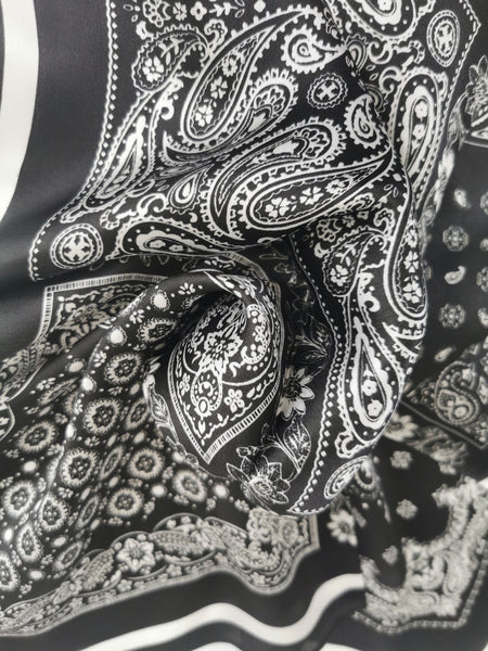 Silk Neckerchief Small Square Silk Scarf Black and White XFJ266
